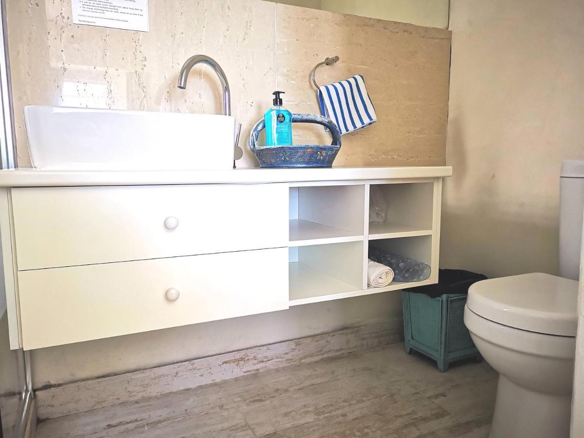 Rachawadee Accomodation​ & Health Spa Simon's Town Eksteriør billede
